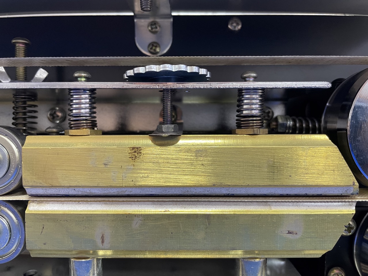 PACKTECH SF 150 LW KONVEYÖRLÜ POŞET YAPIŞTIRMA MAKİNESİ - 4